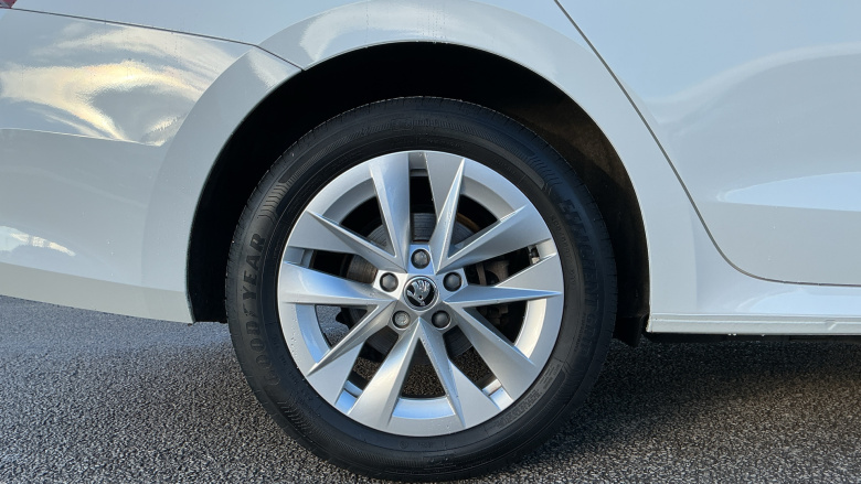 Skoda Octavia 1.4 TSI iV SE Technology DSG 5dr Estate